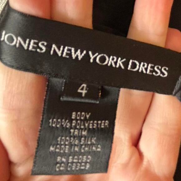 Jones New York Black Chiffon Flutter Sleeve Midi Dress – Size 4 - Picture 5 of 6